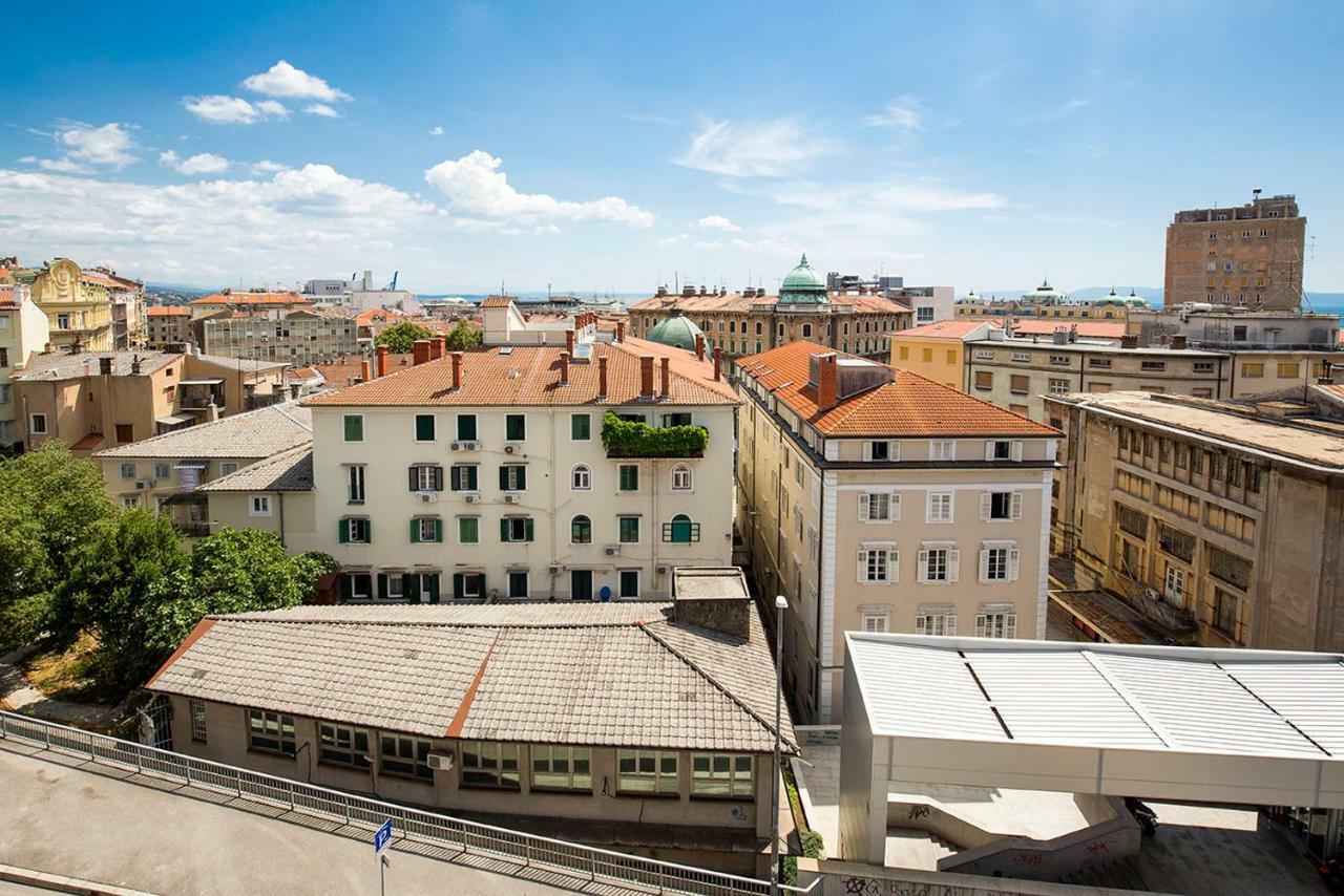 Crov Appartement Rijeka Buitenkant foto