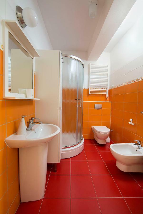Crov Appartement Rijeka Buitenkant foto